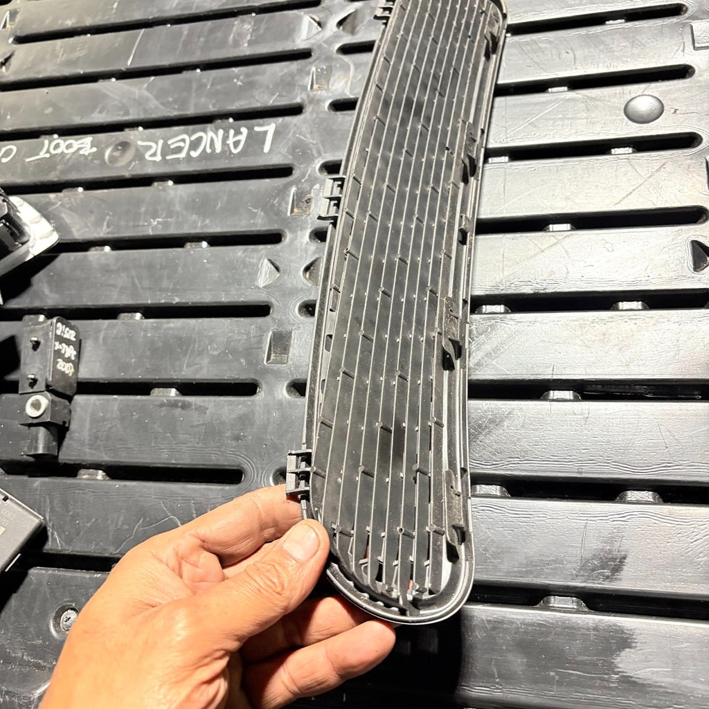 MINI Drivers Front Scuttle Panel Grill Grille for R50 R52 R53 7122506