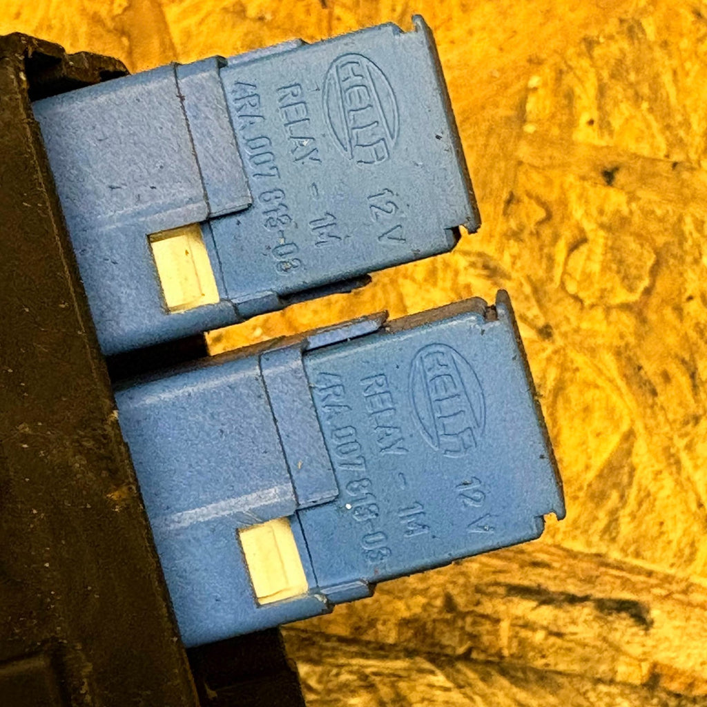 Nissan Micra K11 1998-2002 Fuse Relay Box 25230-9F920 Under Bonnet