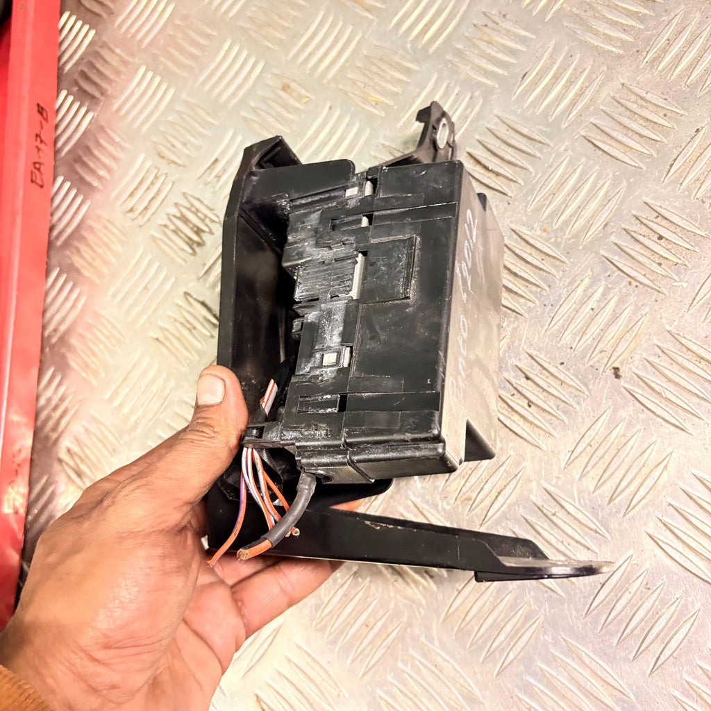 FIAT PUNTO MK3 TYPE 199 2012-2018 1.4 5DR FUSE BOX MODULE BRACKET