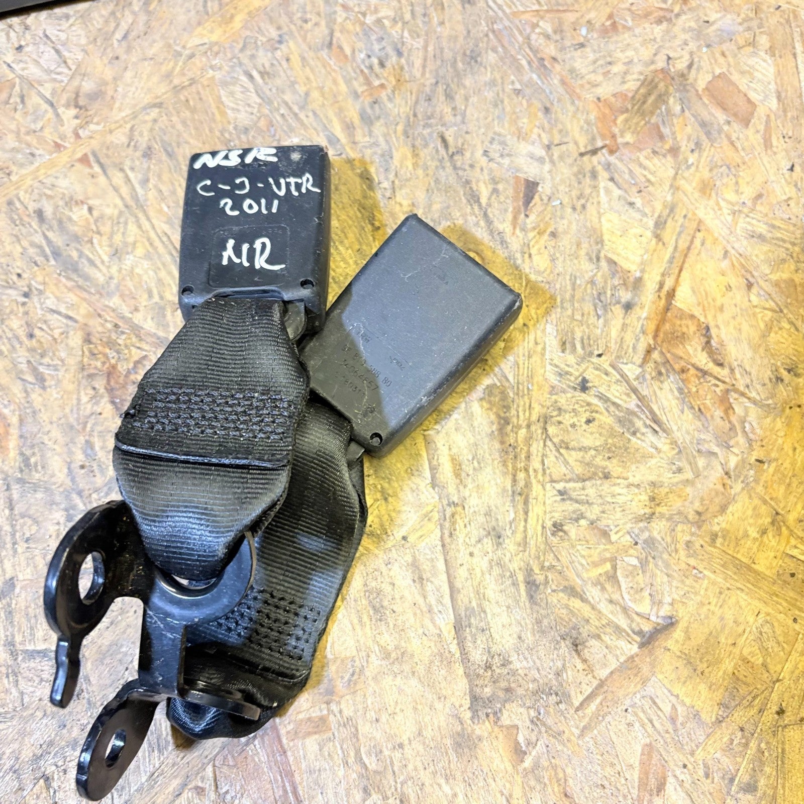 Citroen C3 Mk1 2002-2011 Left Passenger Nearside Rear Seat Belt Stalk Buckle