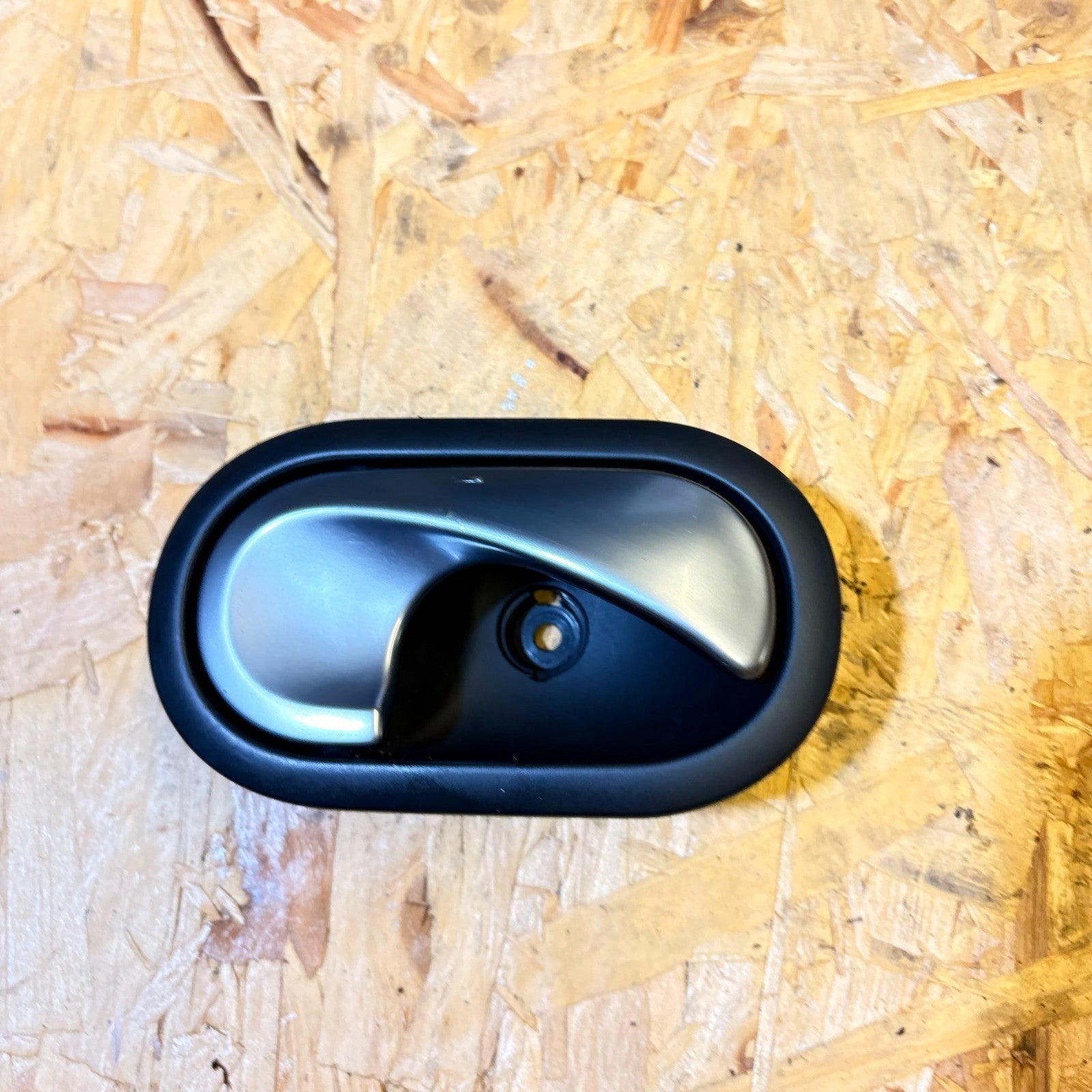 Renault Megane II Scenic II 2003-2008 RH Rear Door Handle 8200028486 5005500006