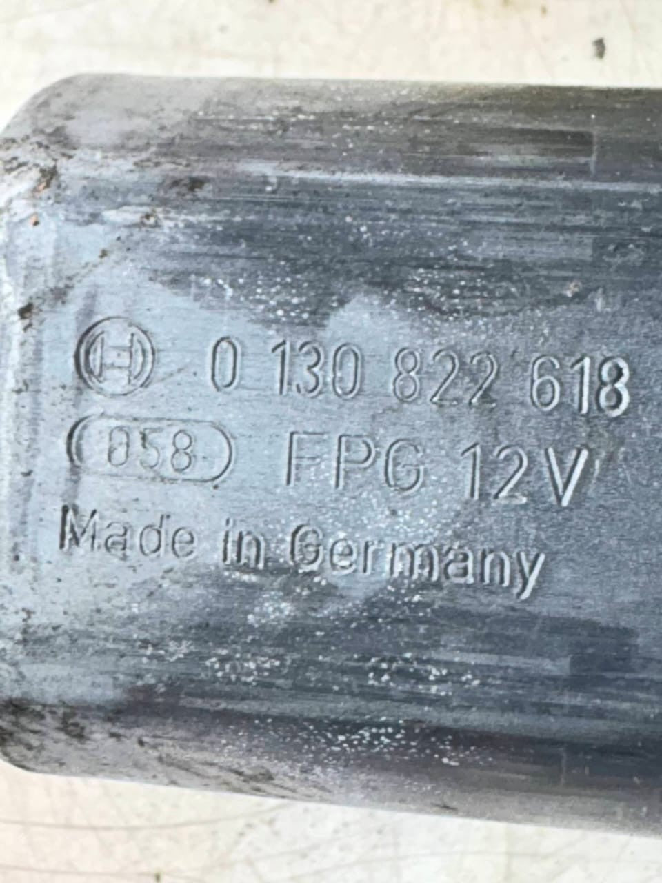 FORD FIESTA2 MK7.5 NSR PASSENGER SIDE FRONT ELECTRIC WINDOW MOTOR 8A61-14A389-B