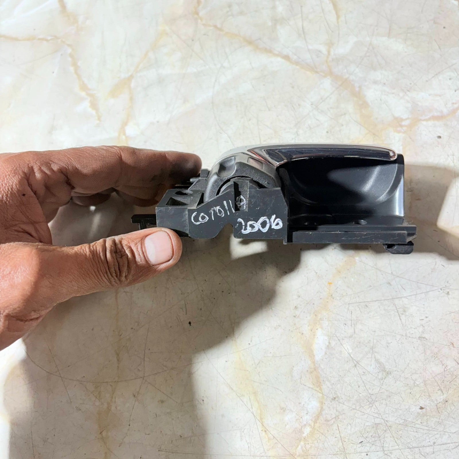 Toyota Corolla 2000-2006 Right Rear Interior Door Handle