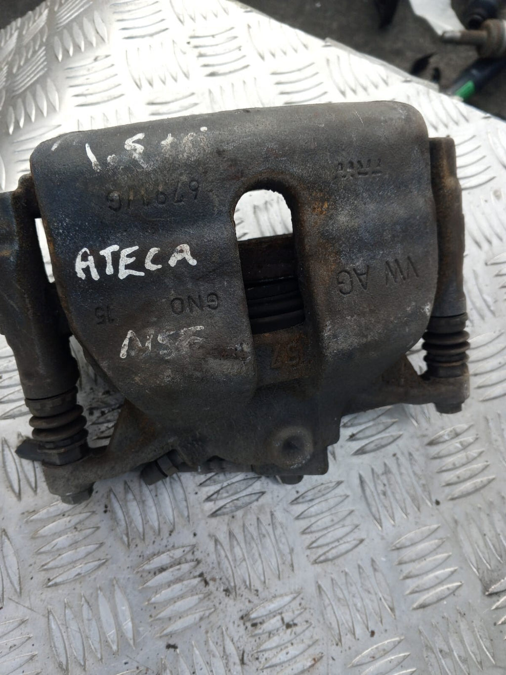 SEAT ATECA MK1 2016-2025 FRONT LEFT N/S BRAKE CALIPER CARRIER 8V0615123D