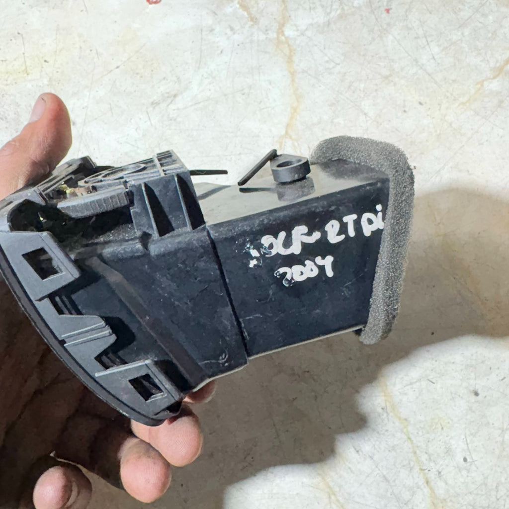 VW Golf 2003-2008 Dashboard Heater Air Vent 1K0819704