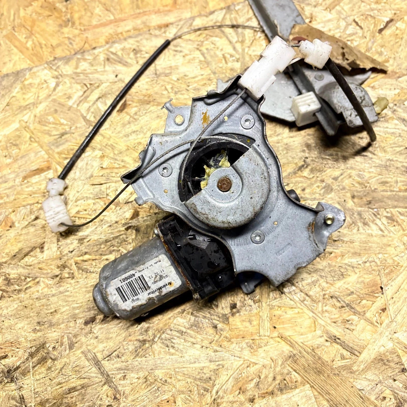 Nissan Almera N16 NSR Rear Left Electric Window Regulator Motor 2000-2006 400601