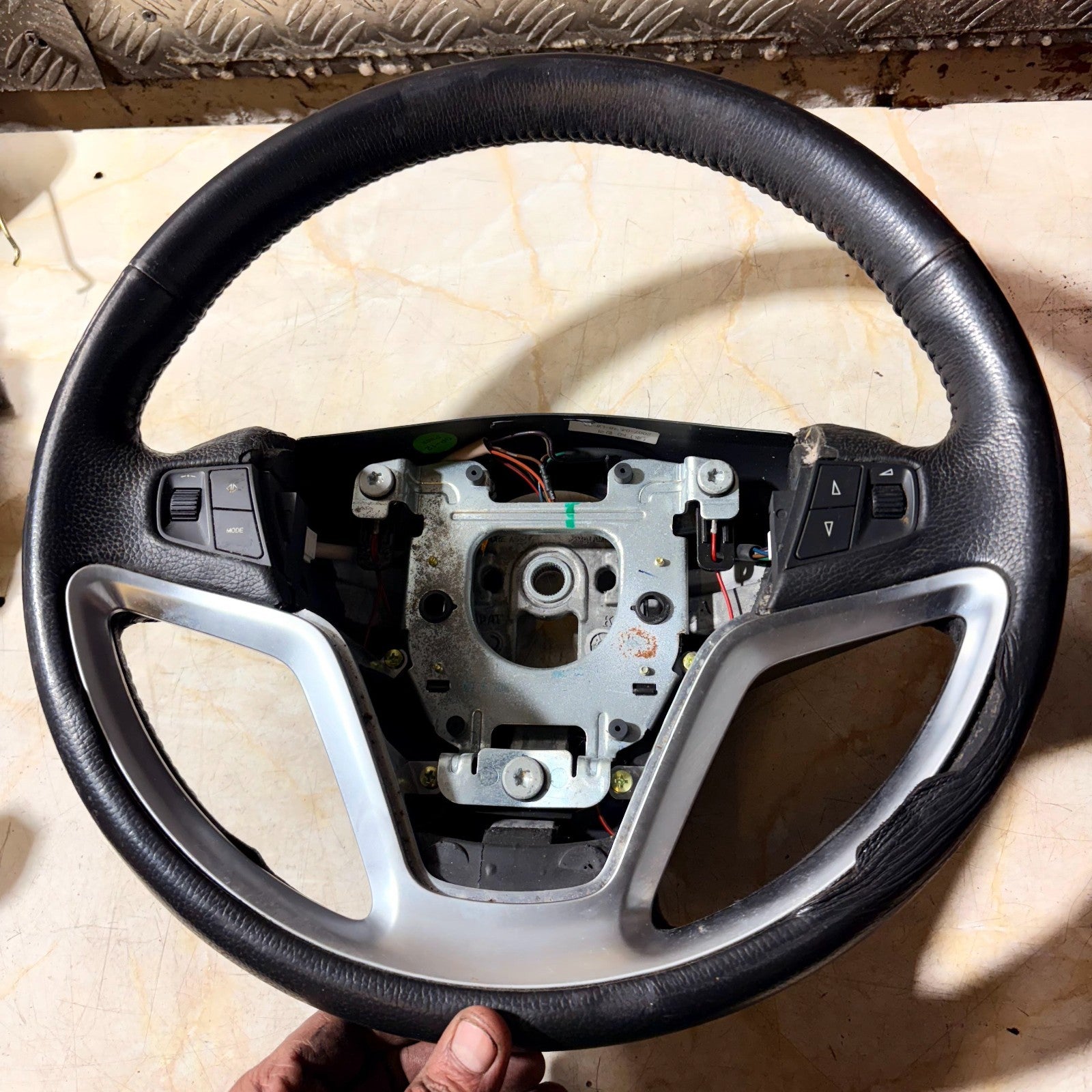 Vauxhall Antara L07 Leather Multifunction Steering Wheel Audio Phone 2006-2015
