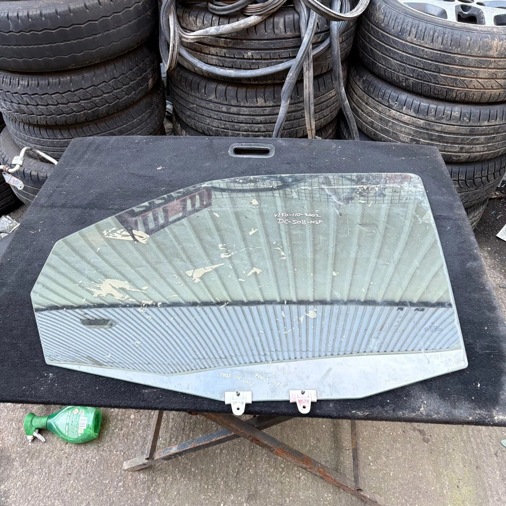 Mercedes Vito W638 96-03 Front Left Passenger Door Window Drop Glass 43R-000981