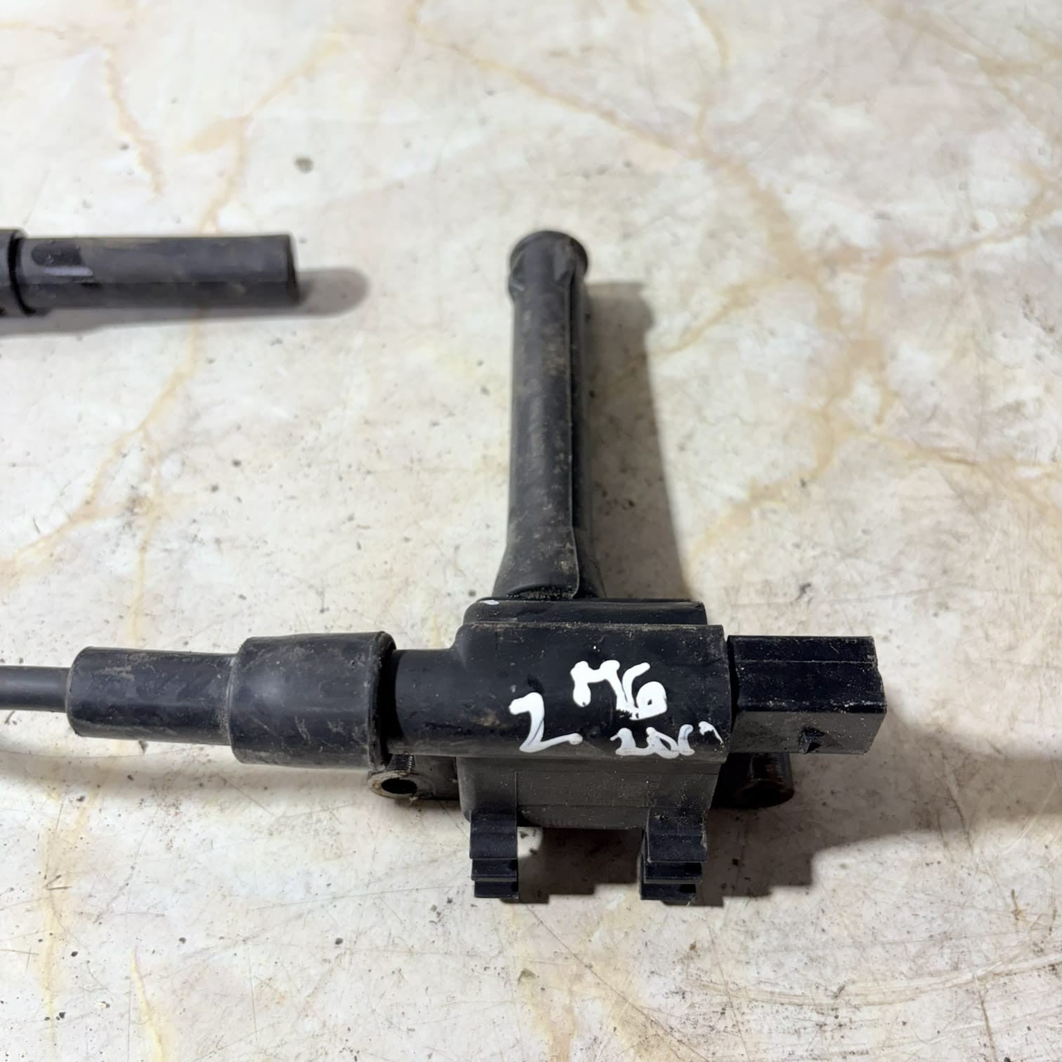 2011 LAND ROVER 2-PIN INGITION COIL 0040100501 #9