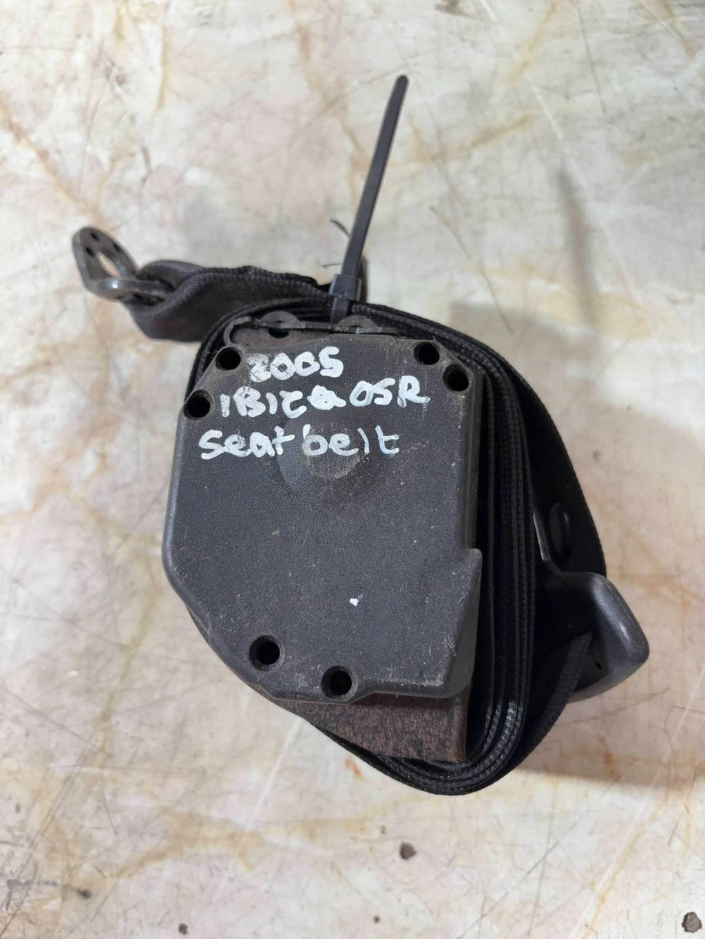 SEAT Ibiza 6L 2002-2008 3DR Rear Left N/S Seat Belt Retractor 6L0857805B