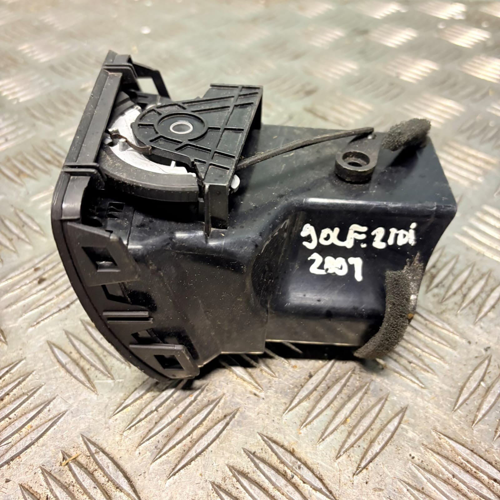 VW JETTA 2007 PASSENGER LEFT OUTER HEATER DASH AIR VENT NSF 1K0819709