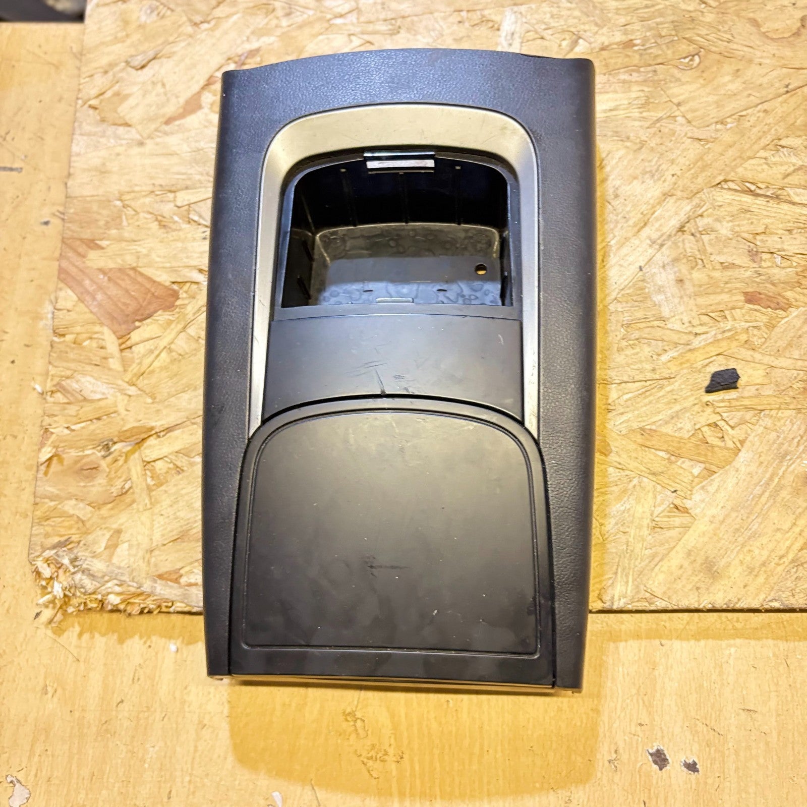 2012 MG Centre Console Trim SAIC MOTOR 30001850