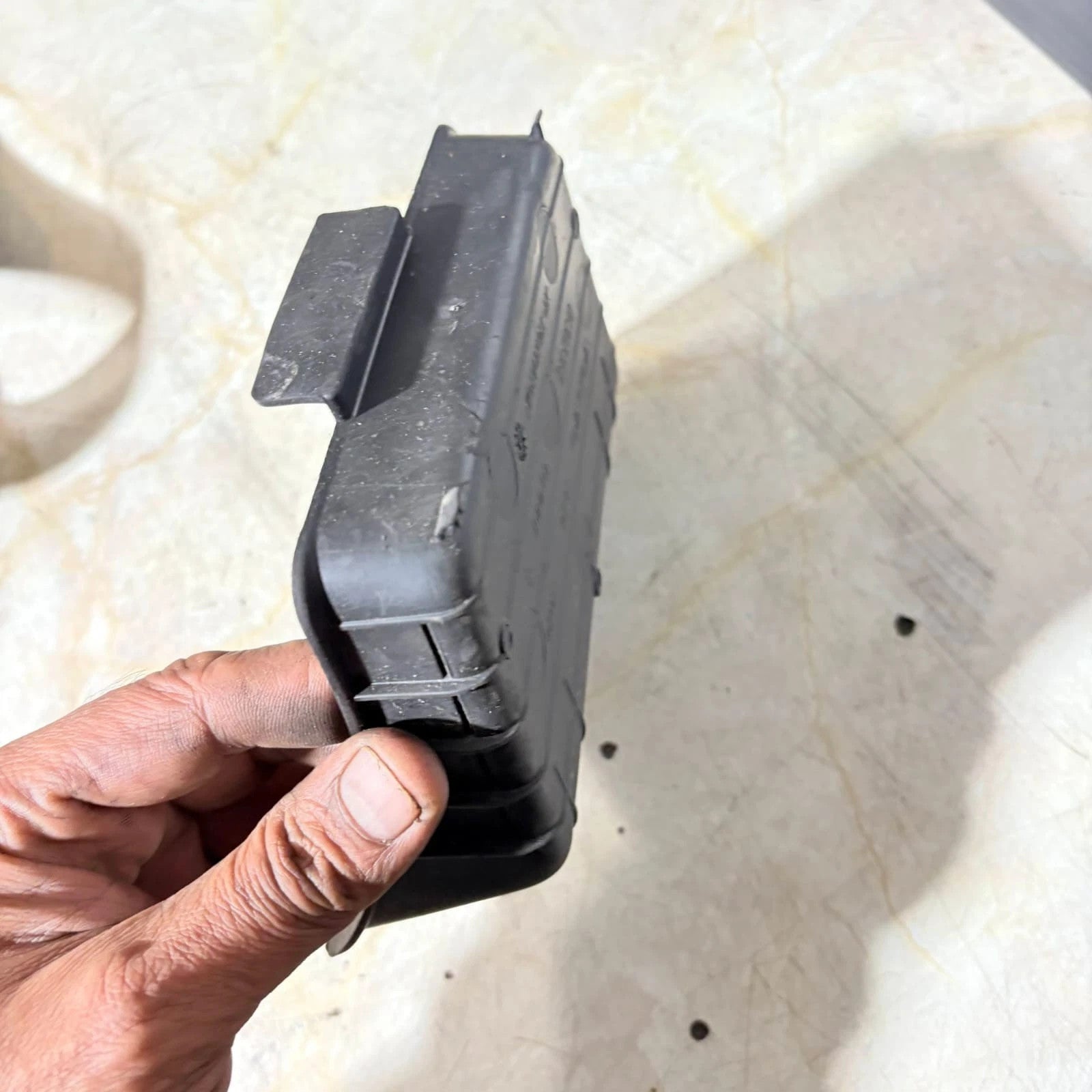 VOLVO V40 INSERT TRAY RUBBER MAT PAD TRIM CENTRE CONSOLE 01302313