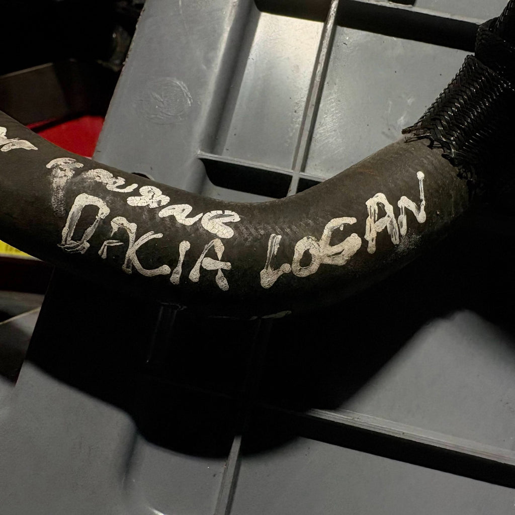 Dacia Logan 2017 Engine Water Coolant Pipe Hose and Thermostat 924005588R