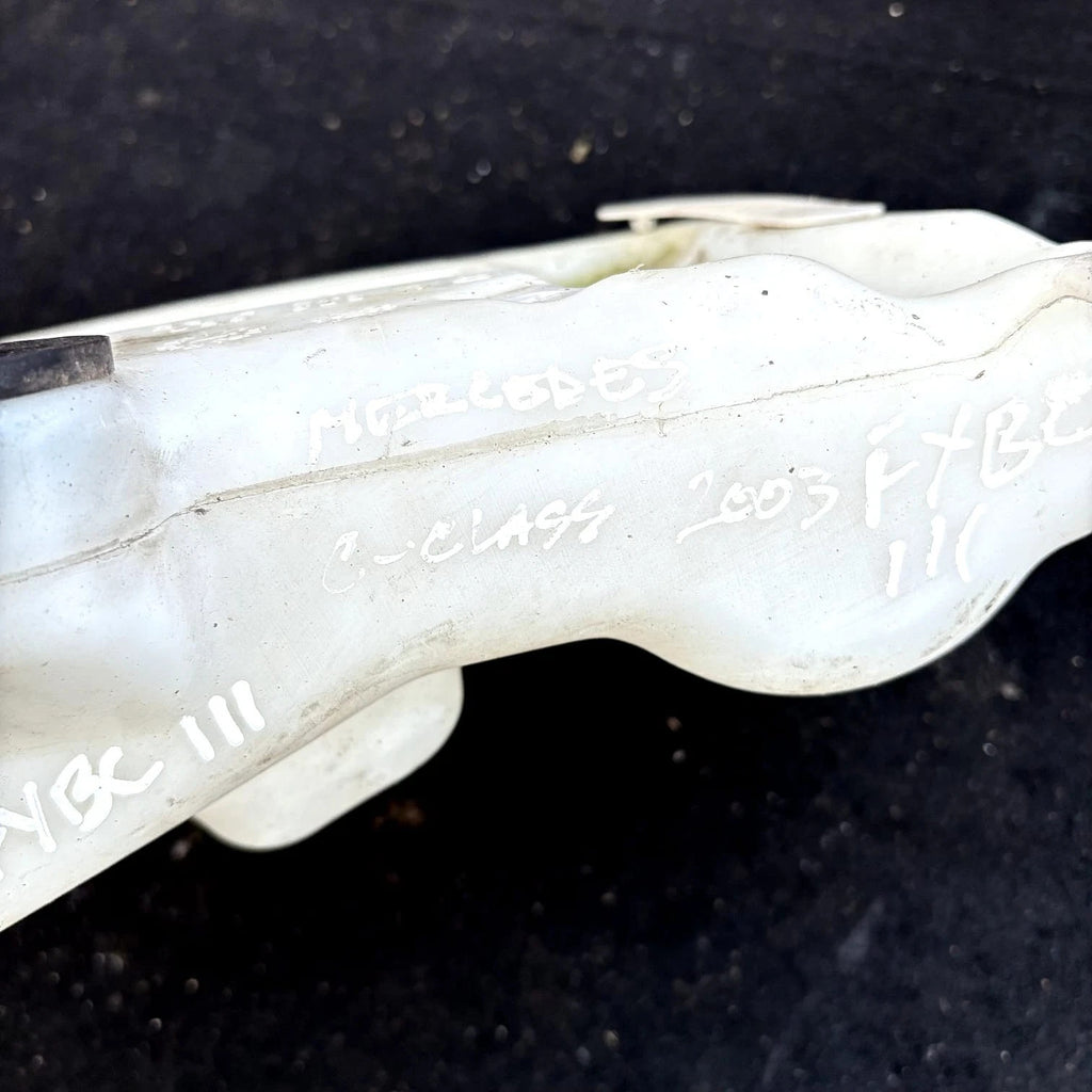 MERCEDES C CLASS W203 WINDSCREEN WASHER BOTTLE WITH PUMP A2038600060 2003