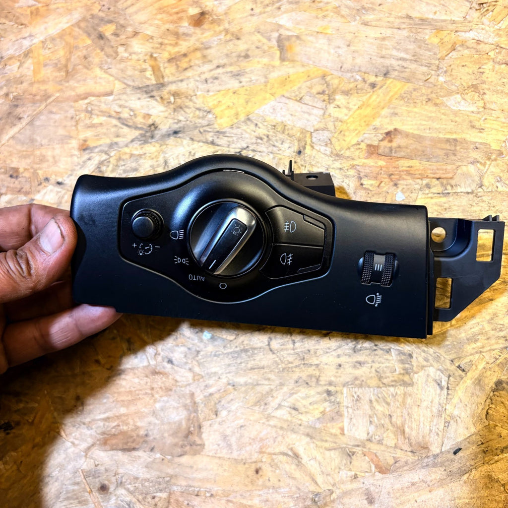 Audi A4 2014 Convertible 8F7 Headlight Switch 8K0941531AS