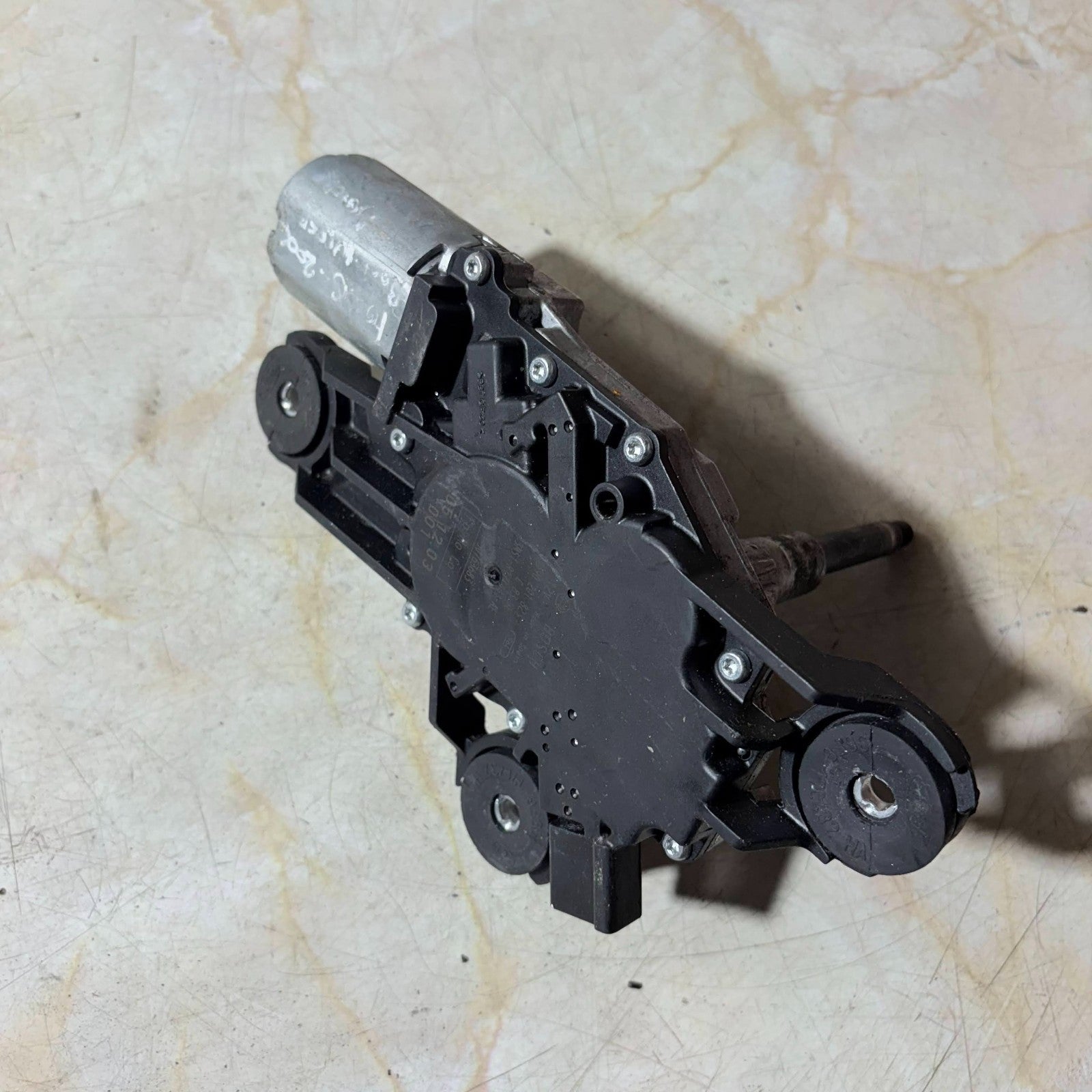FORD FOCUS 2004-2010 REAR WIPER MOTOR 0 390 201 823