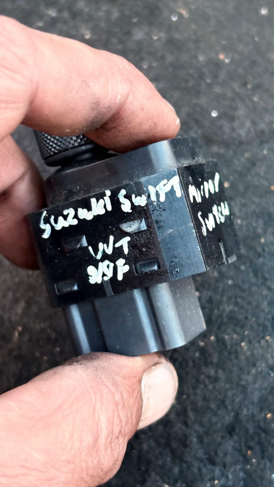 SUZUKI Wing Mirror Switch 62J00 Year Rhd