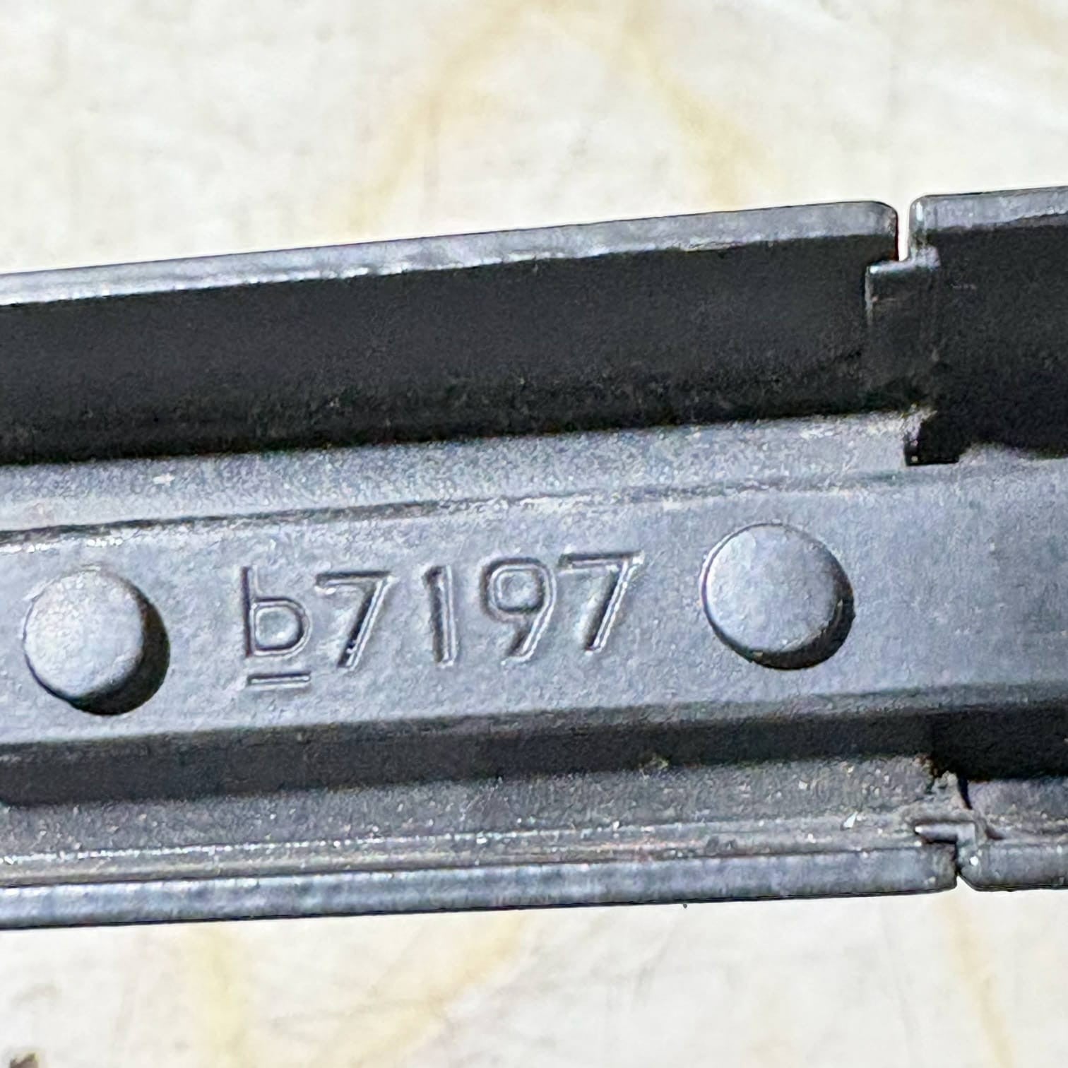 4E1955407C LEFTFRONT WINDSHIELD WIPER ARM/17426053 FOR AUDI A84E2 4.2 QUAT2008
