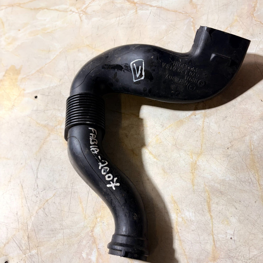 2007-2012 SKODA FABIA MK2 1.2 AIR INTAKE PIPE 6Y0129618A