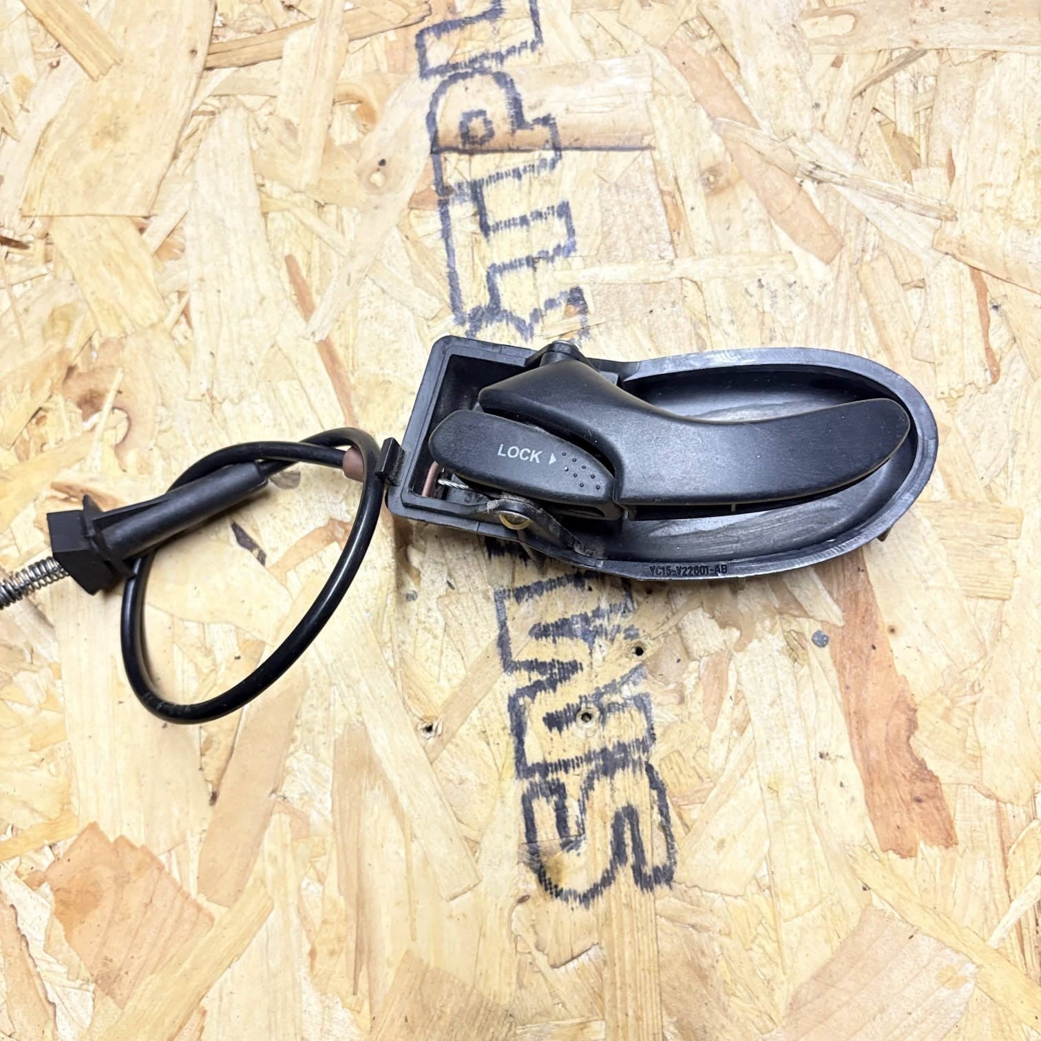 Ford Focus Mk1 10/98-11/04 Front Left Door Handle Lock XS41-A21813-DE 4057983