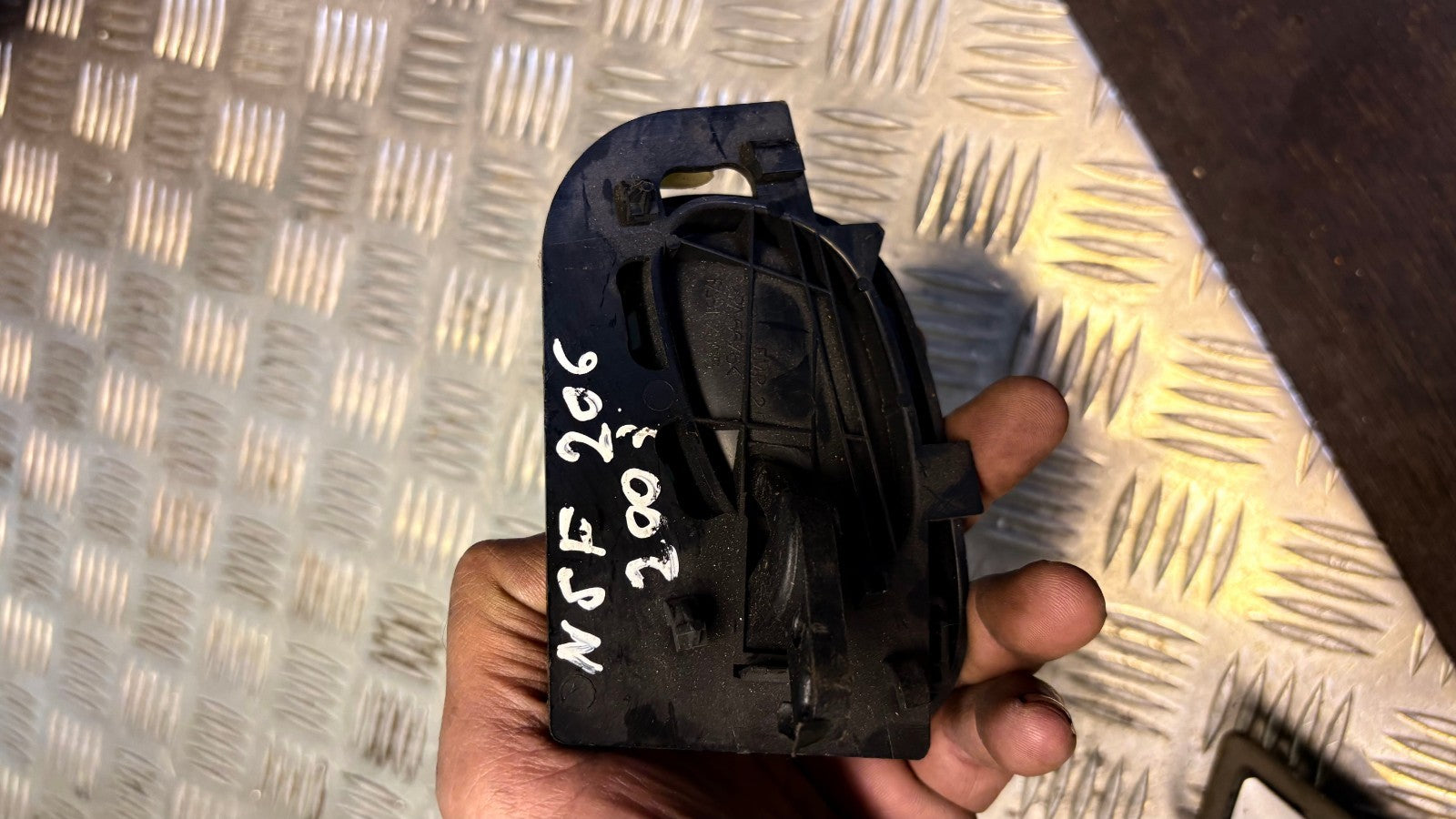 PEUGEOT 206 1998-2009 DOOR HANDLE-INTERIOR (FRONT PASSENGER SIDE)