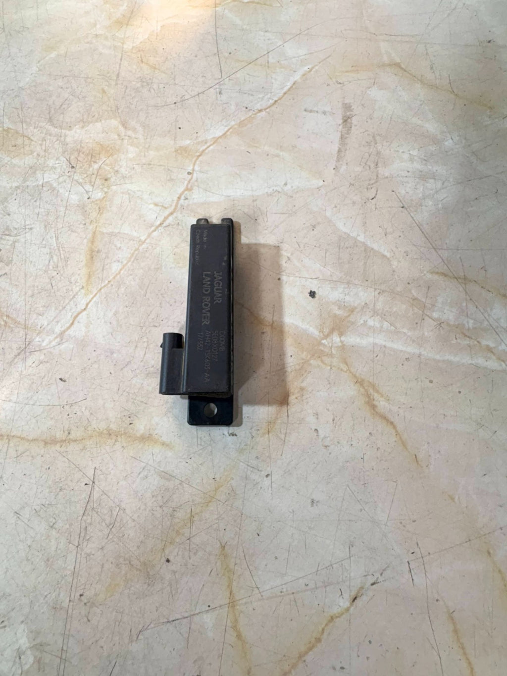 Range Rover Evoque L538 2012-2019 Keyless Entry Antenna LR012709 AH42-15K603-AA