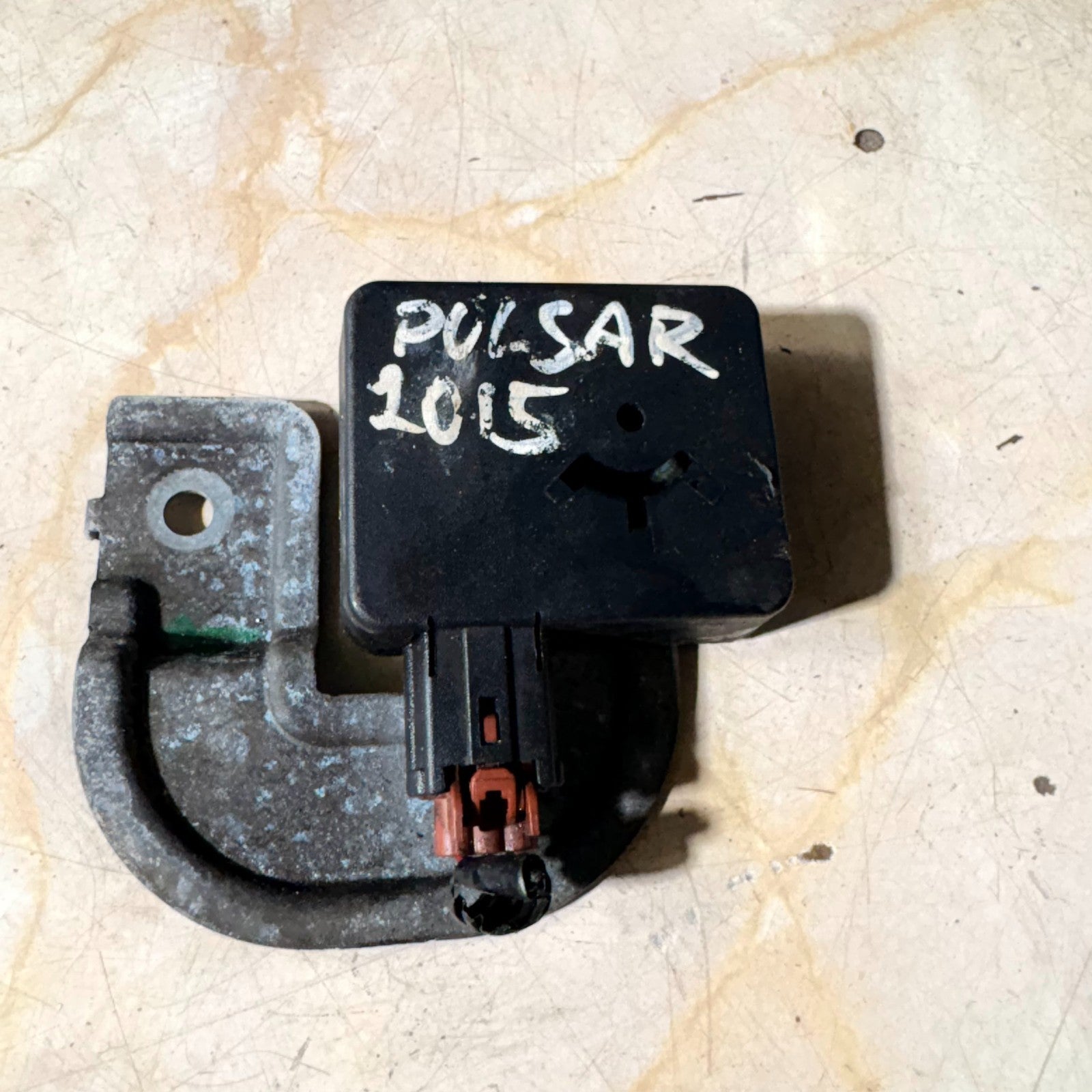 NISSAN PULSAR C13 ANTI-THEFT ALARM SIREN BUZZER HORN 14-18