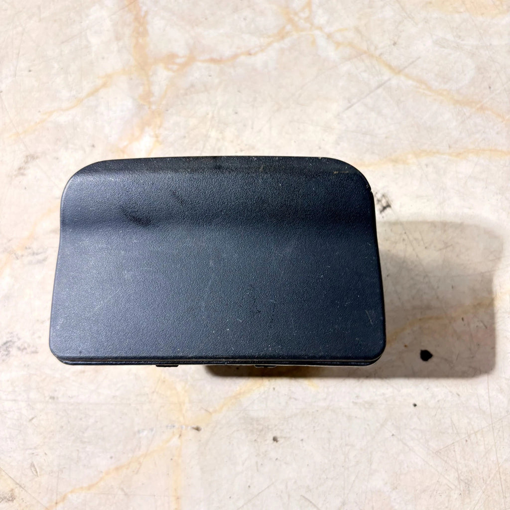 Hyundai Terracan Rear Centre ashtray A84634-H1600 (2001-2003)