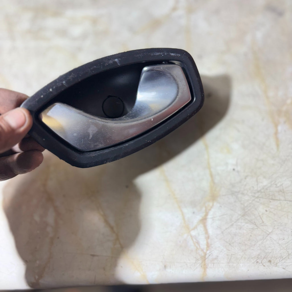 Renault Clio Mk4 2013-2020 Right Offside Front Inner Door Handle 110486