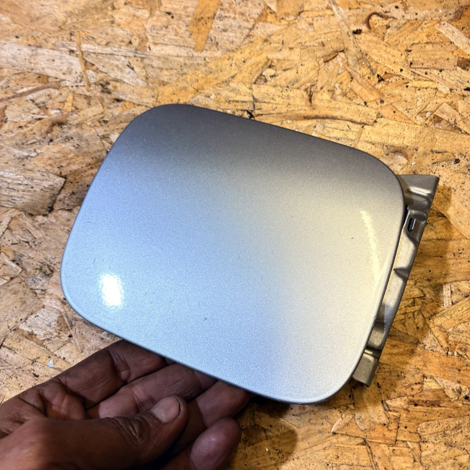 Audi A3 8L Hatchback Fuel Filler Flap Door Cover Silver 8L0010141T 1996-2003
