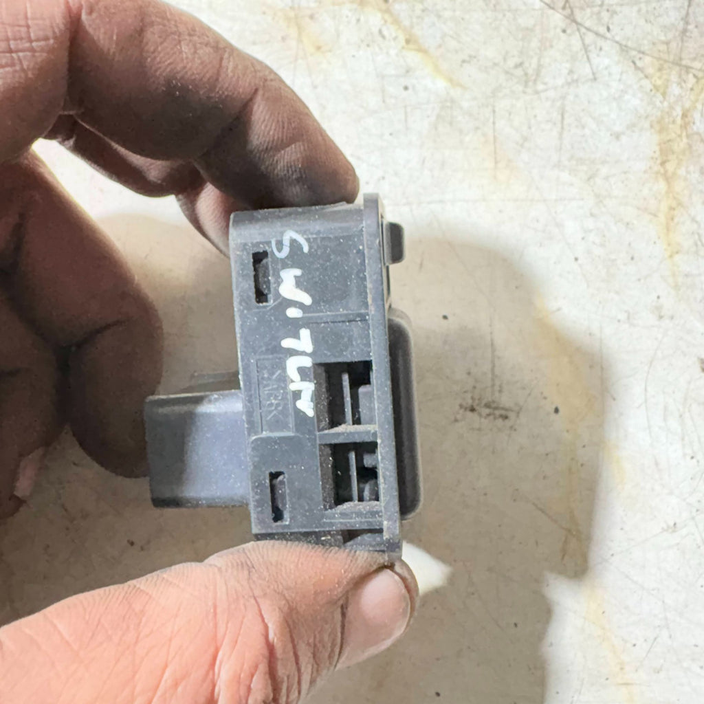 2002-08 HONDA JAZZ ELECTRIC WING MIRROR POWER SWITCH ADJUSTER S9AJ011M1