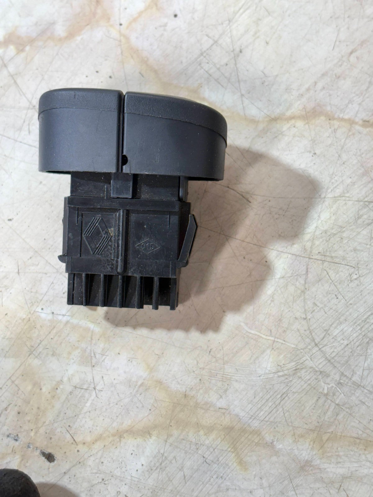 Renault Megane I 1995-2002 Scenic I 1996-2003 Heated Rear Window Switch 429990B