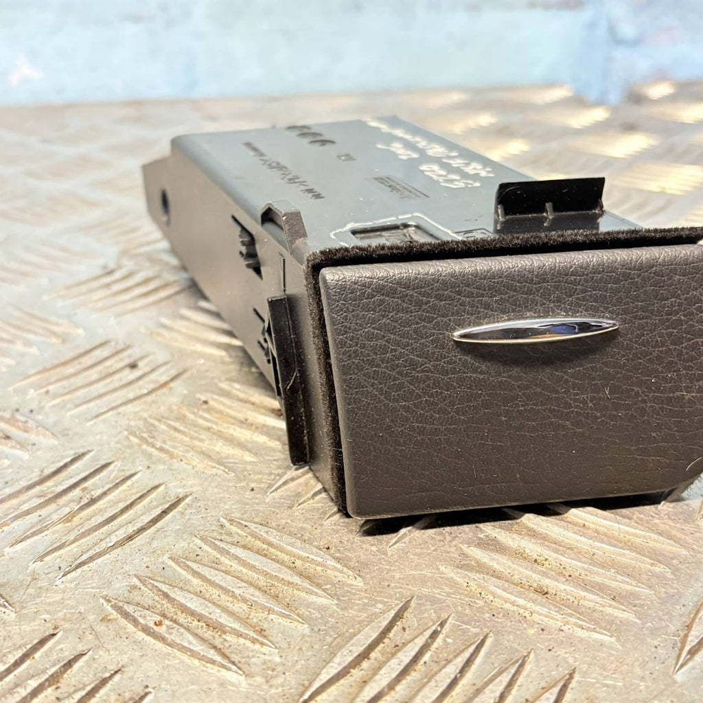 STORAGE COMPARTMENT CENTER CONSOLE Mercedes-Benz E (W211) A2116801952-2006