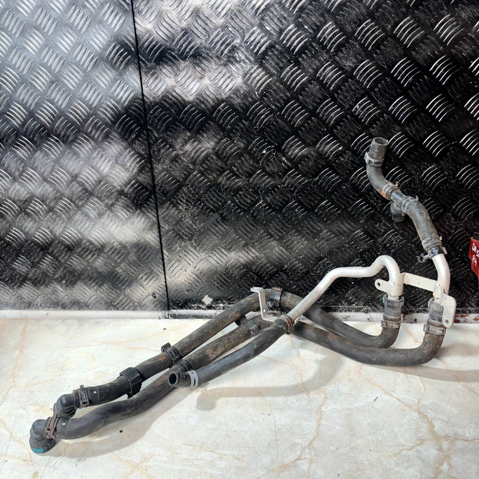 Jaguar XE X760 Engine Coolant Heater Pipe Hose G4D318B402CA 2015-2020