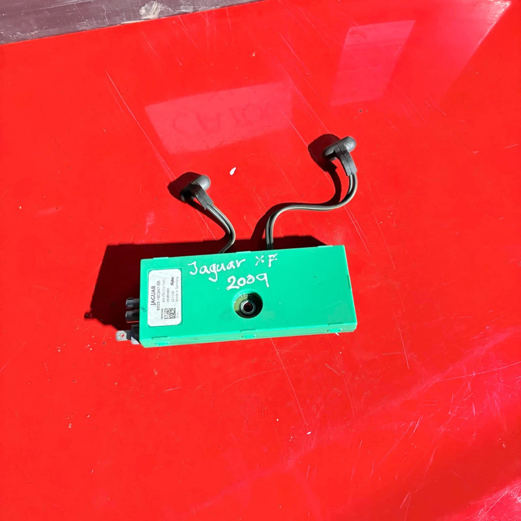 JAGUAR XF AERIAL ANTENNA AMPLIFIER AMP 8X23-18C847-BB 2009