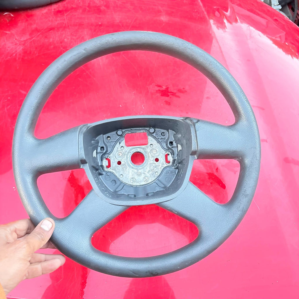 SKODA SUPERB STEERING WHEEL 4 SPOKE 3T0419091 2009