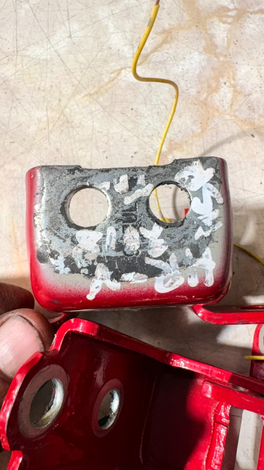 HONDA HR-V 2018 DOOR HINGE RED