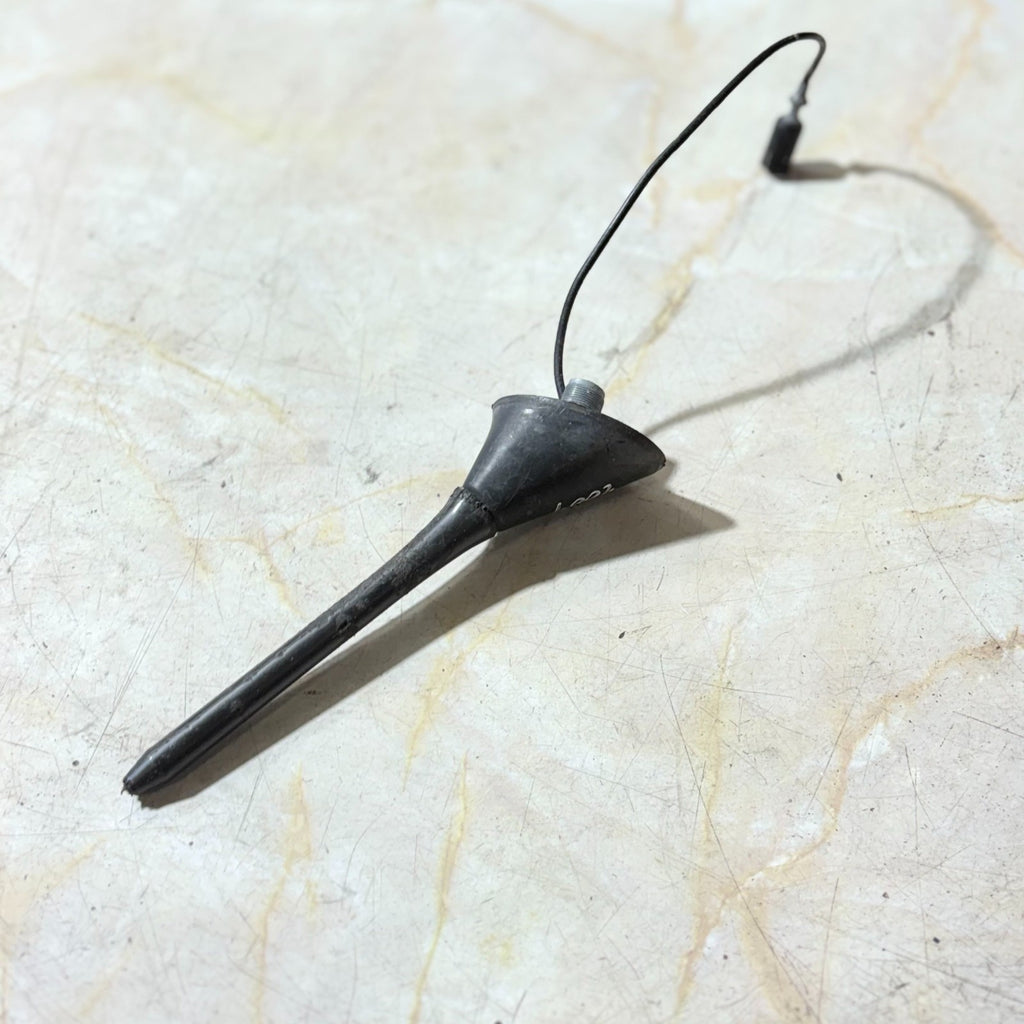 Leon Fr 2007 Roof Aerial Bee Sting Mini Mast Antenna