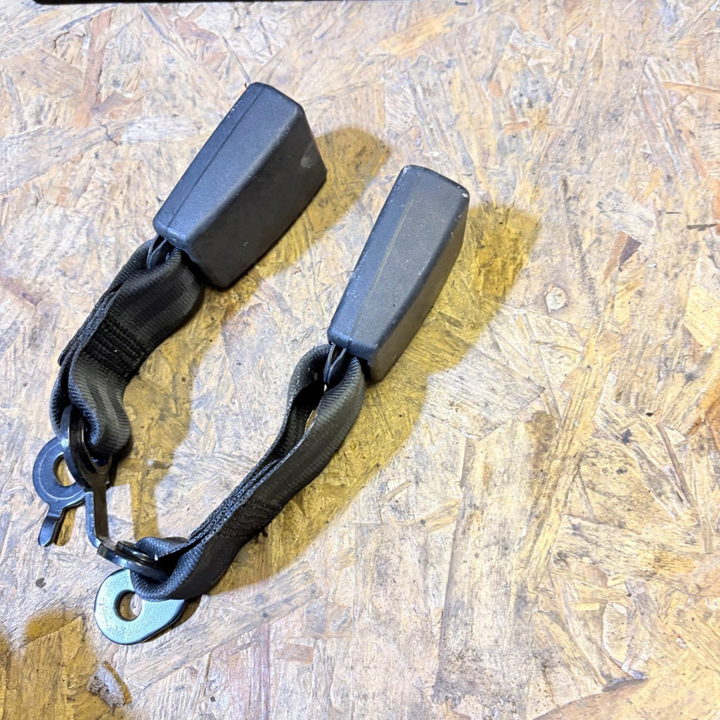 Citroen C3 Mk1 2002-2011 Left Passenger Nearside Rear Seat Belt Stalk Buckle