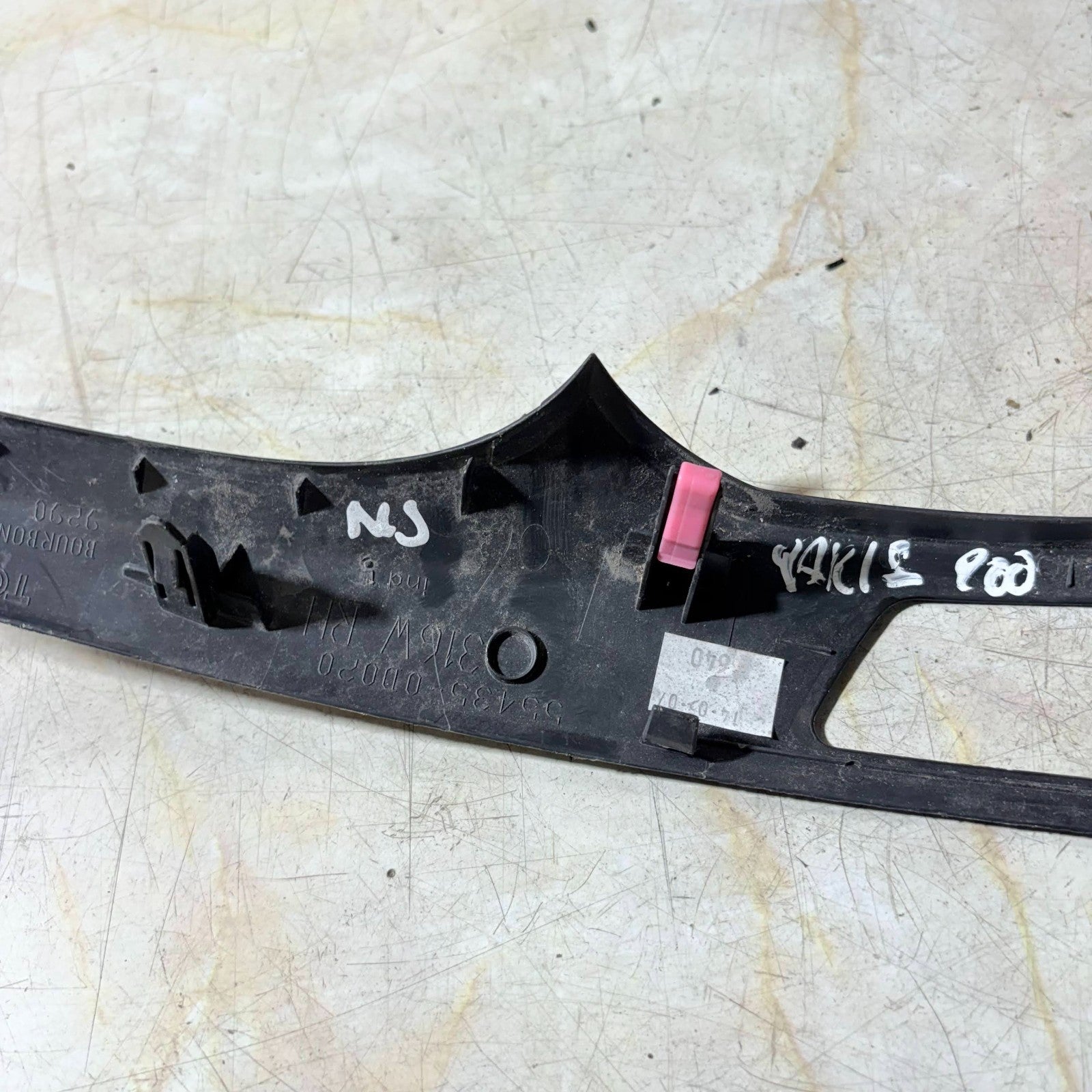 2005-2011 TOYOTA YARIS HAZARD SWITCH