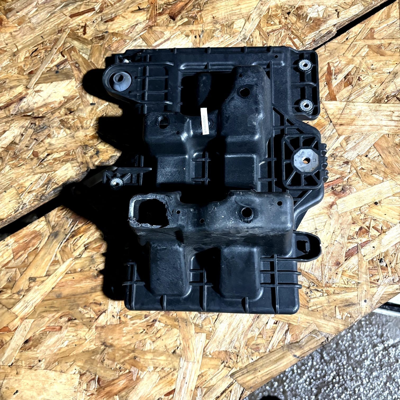 Kia Sportage QL 2015-2018 Battery Box Tray Holder Mount 37150-D7000