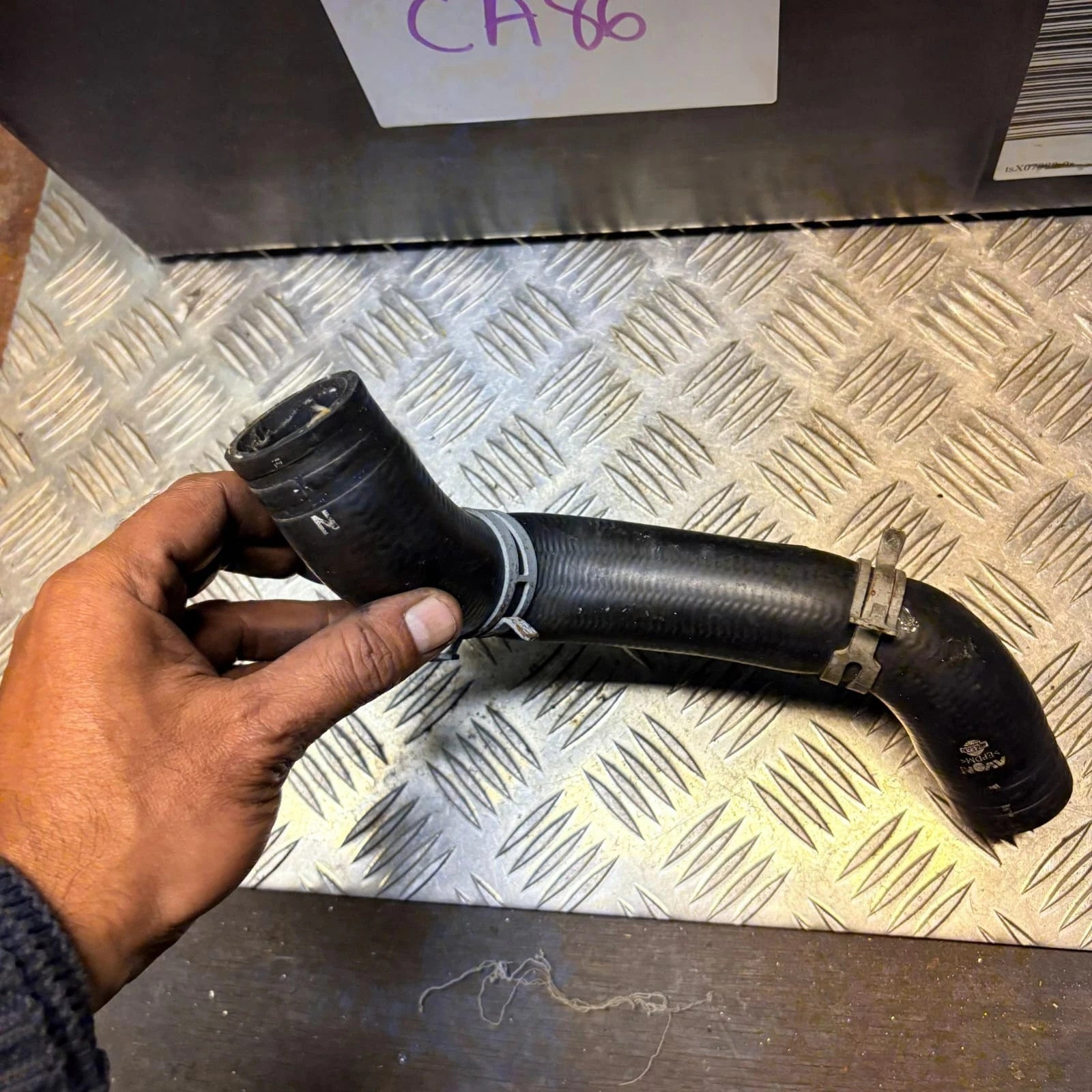 Nissan Navara D40 Pathfinder R51 Radiator Bottom Hose 21503-EB300 2004-2015