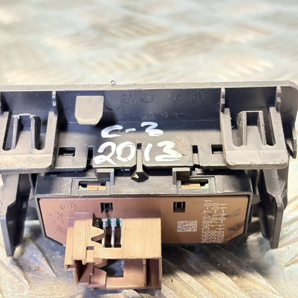 CITRO?N C3 2010-2016 mK2 CONTROL & TRACTION CONTROL SWITCH & TRIM