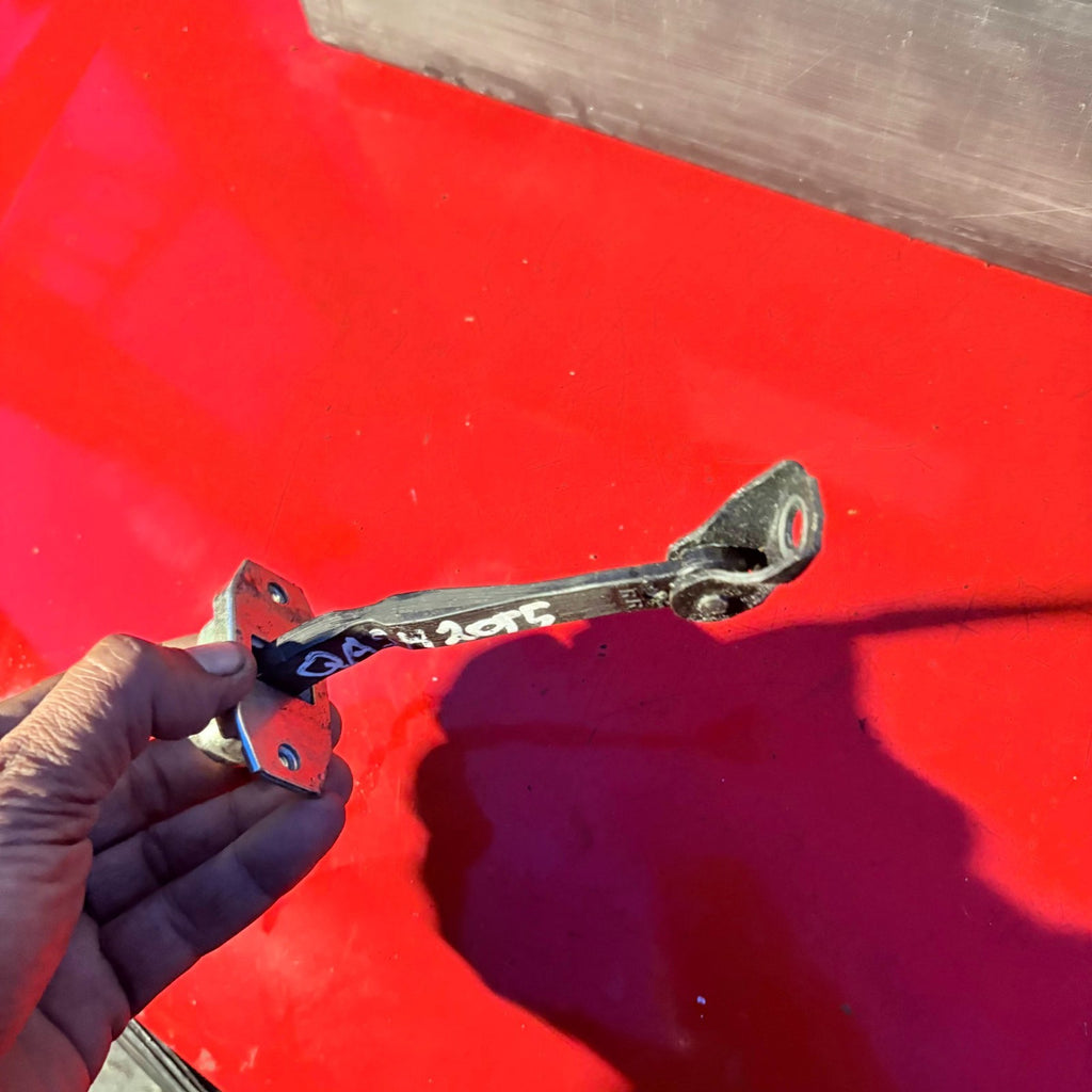 NISSAN QASHQAI 2015 OFFSIDE DRIVER RIGHT REAR DOOR CHECK STRAP