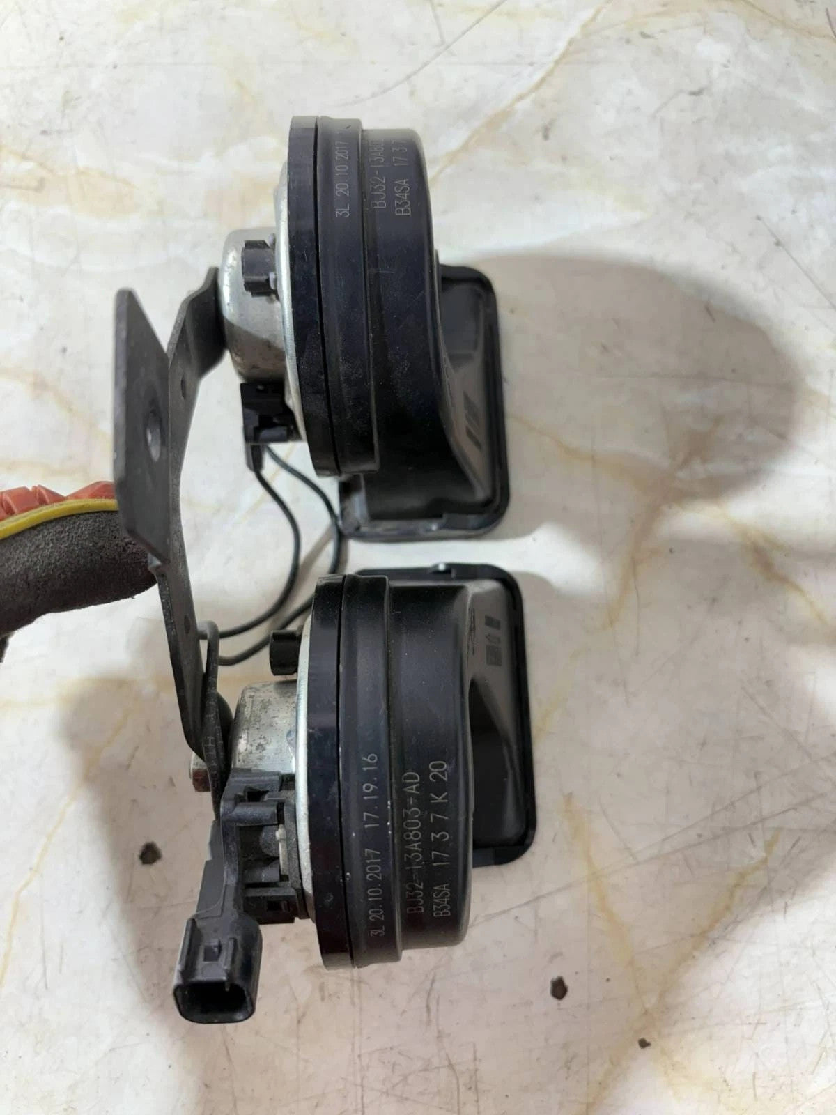 Bmw X1 Pair Of Alarm Siren Horn E30055306 E84 2009-2015F 2017