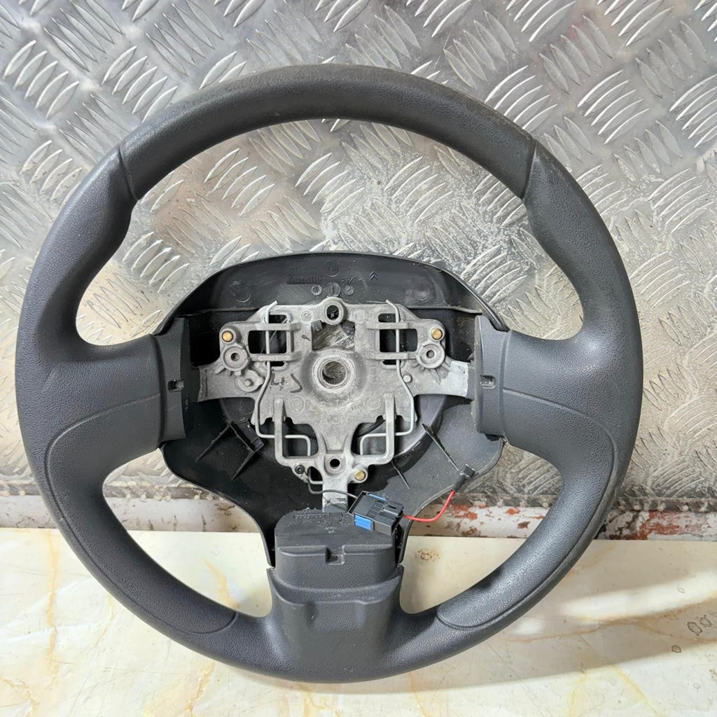 2009-2012 CITROEN PICASSO STEERING WHEEL PART CLEAN CONDITION