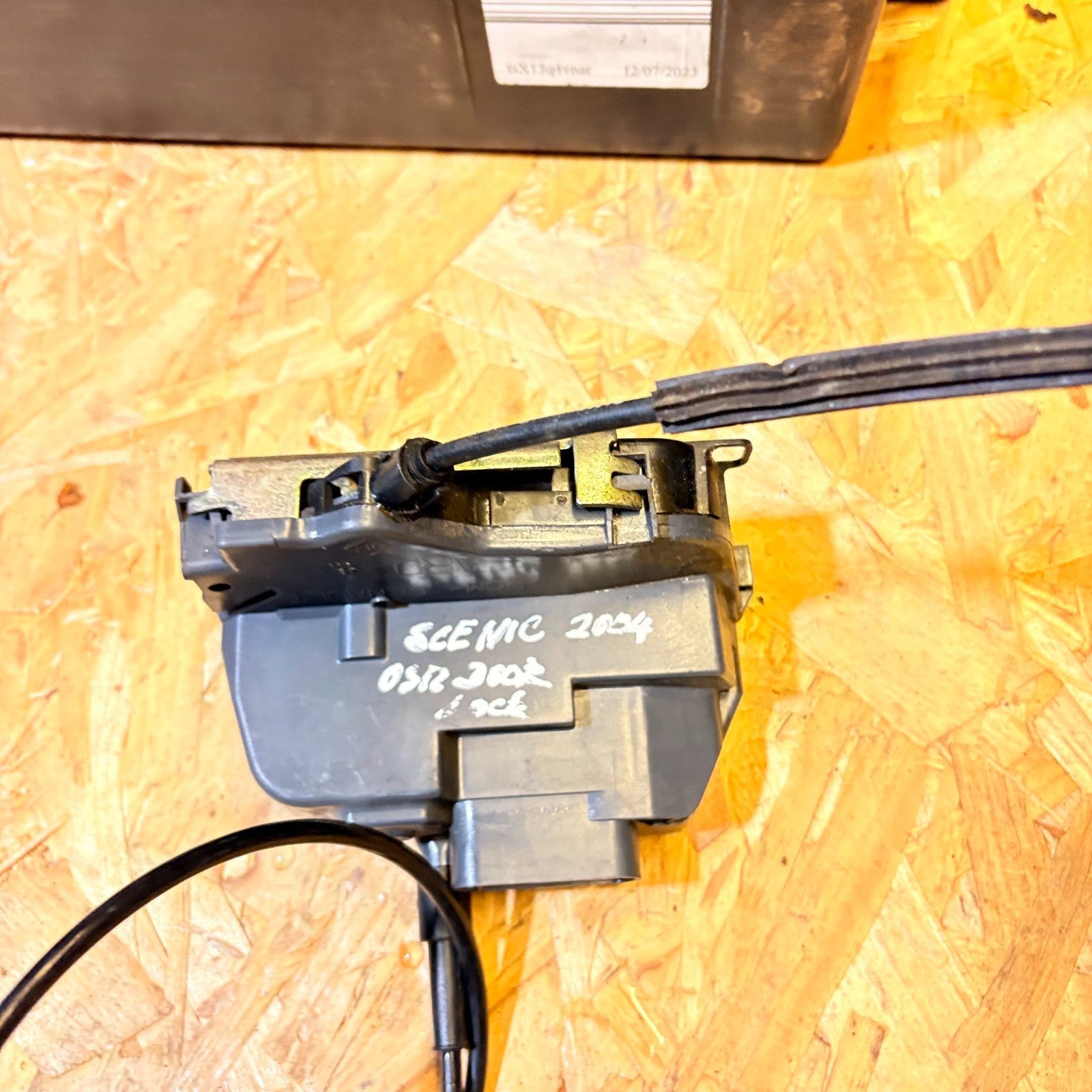 Renault Scenic MK2 2003-2006 OSR Right Rear Door Lock Latch Actuator 5 Door