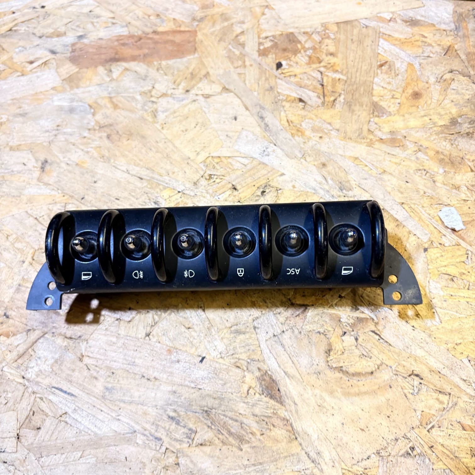 MINI R50 R53 Cooper S 02-06 Switch Panel Window Fog C/L ASC 37059B 6917989