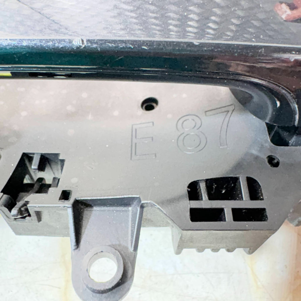 BMW 118D DOOR HANDLE (N/S/F) DRIVERS EXTERIOR 2011